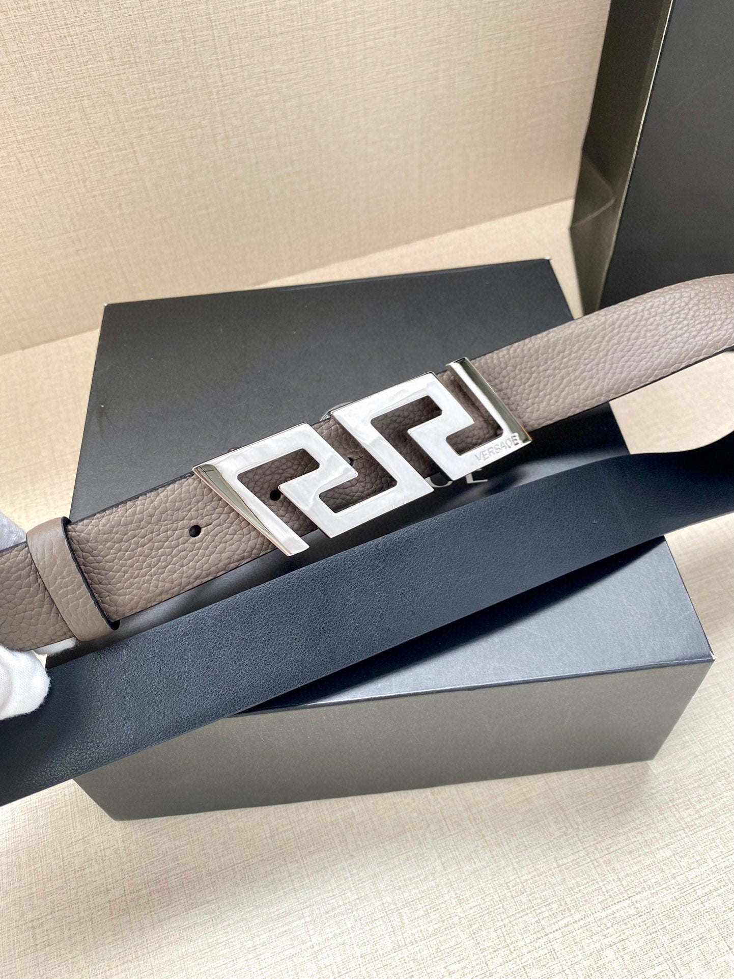 P1W15V166 Popular   High quality belt With full package