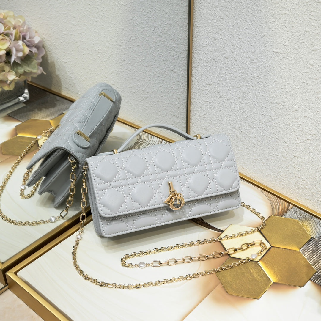 B1N36D29 Popular leather bag