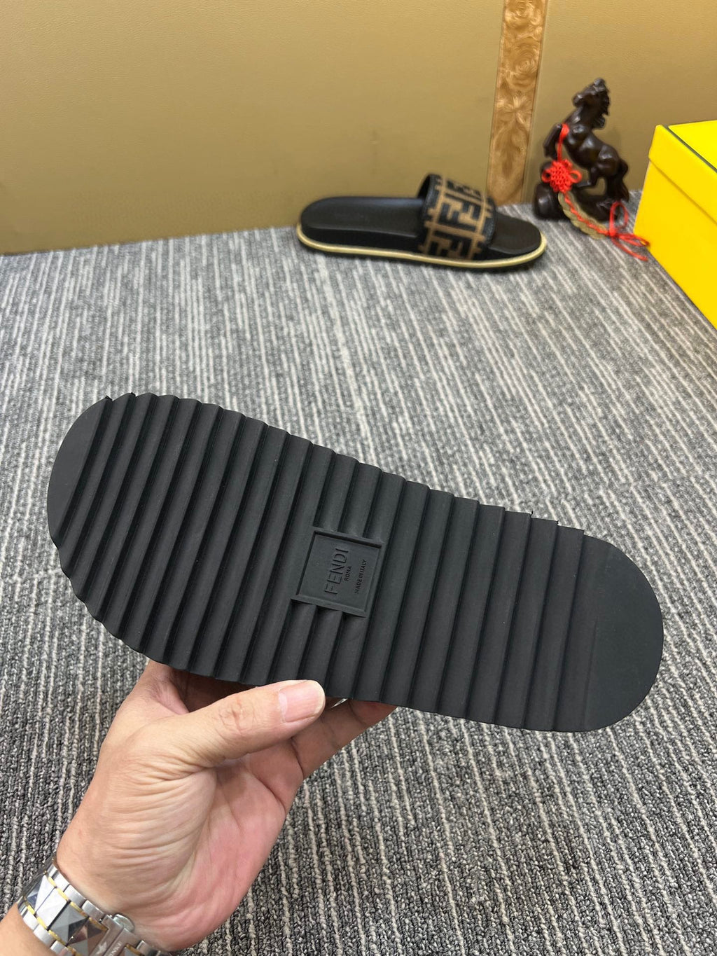 Z5XF105 Popular Slippers