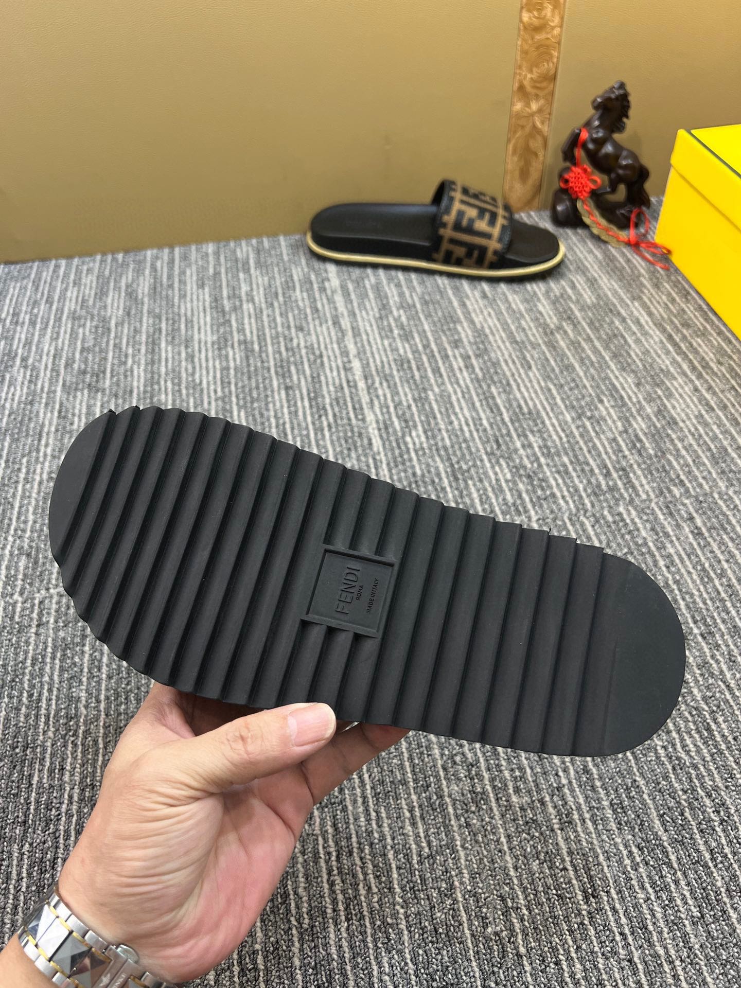 Z5XF105 Popular Slippers