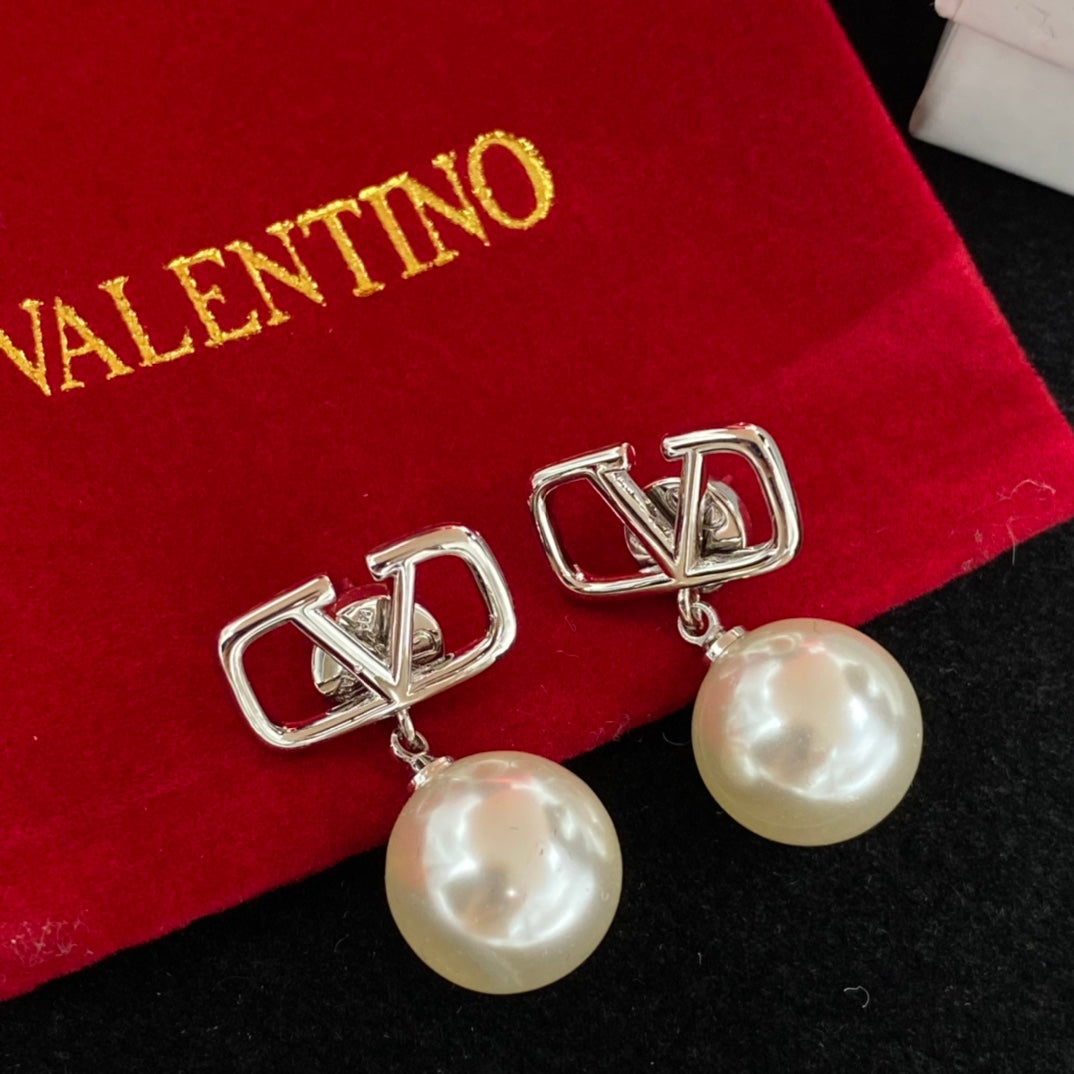 X1Z95VL49E Popular Earrings