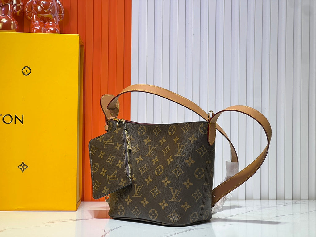 B1W15E40 Popular  leather bag