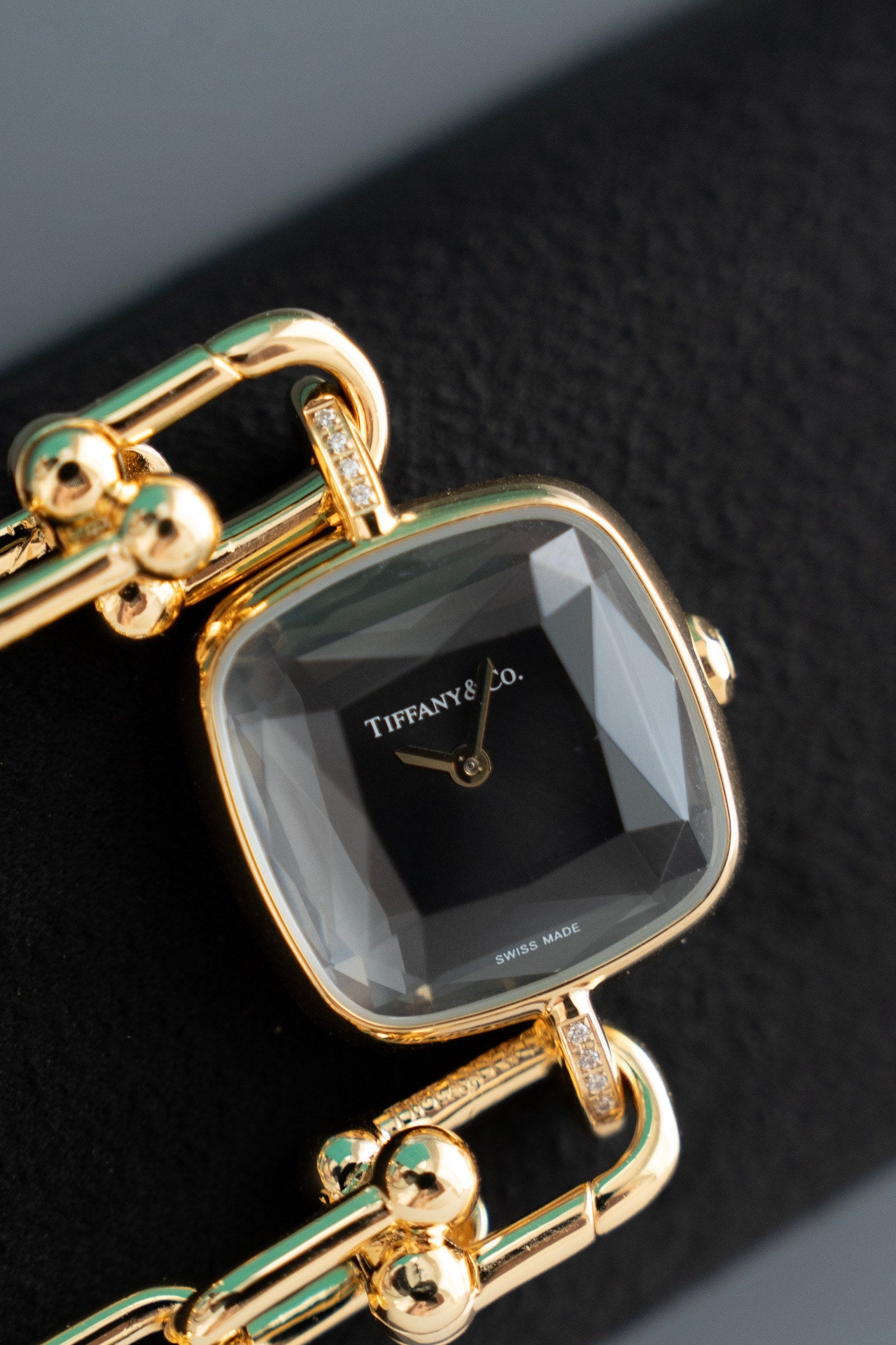 L1R36T74 Popular Watches