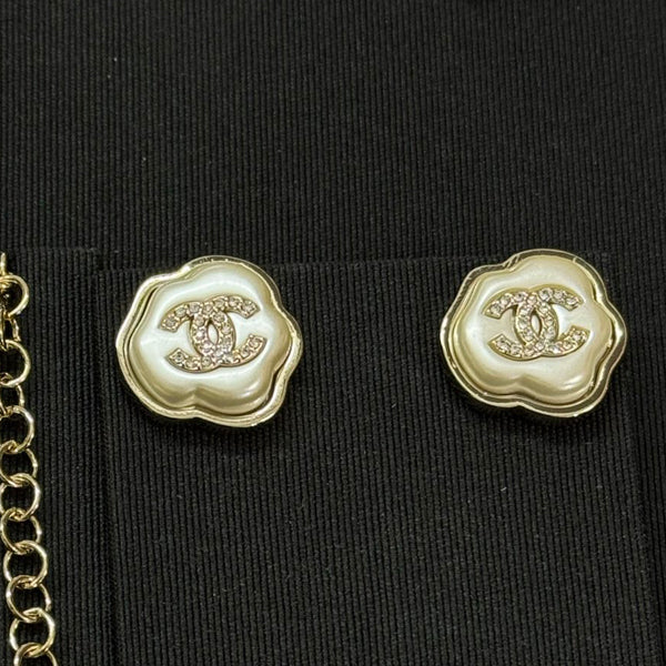 X1Q95C119X Popular Necklaces. Earrings
