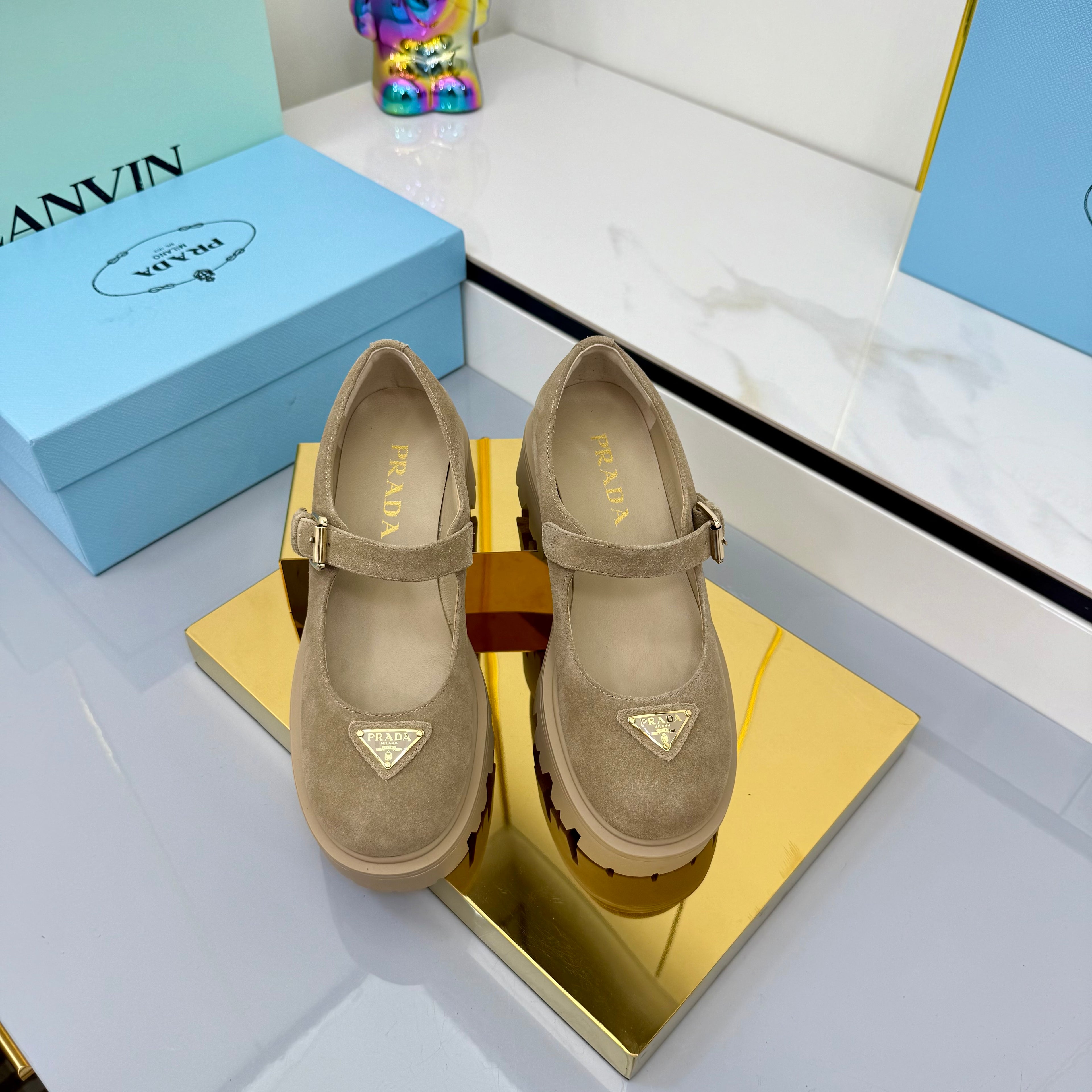 Z2Q105P308 Popular high-quality Shoes