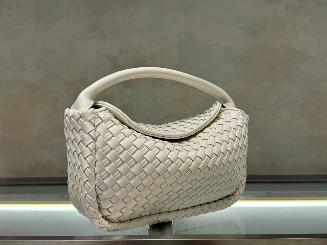 B1X104A83 Popular  leather bag