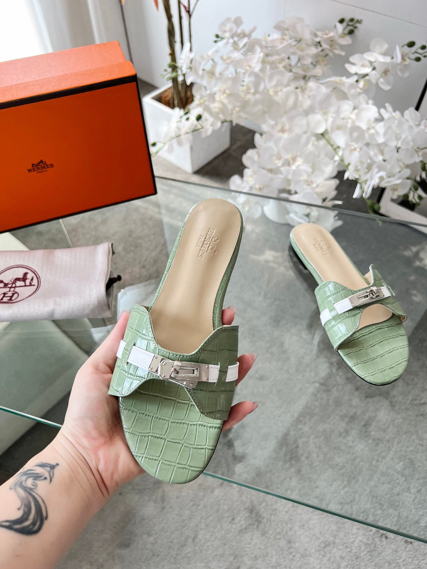 Z2Z85H10  Popular leather Shoes