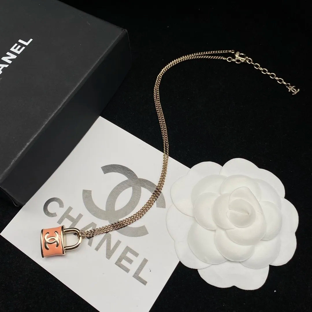 X1Q85C103X Popular Necklace