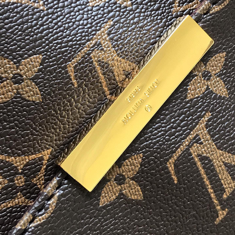 B1X41E103 Popular  leather bag 