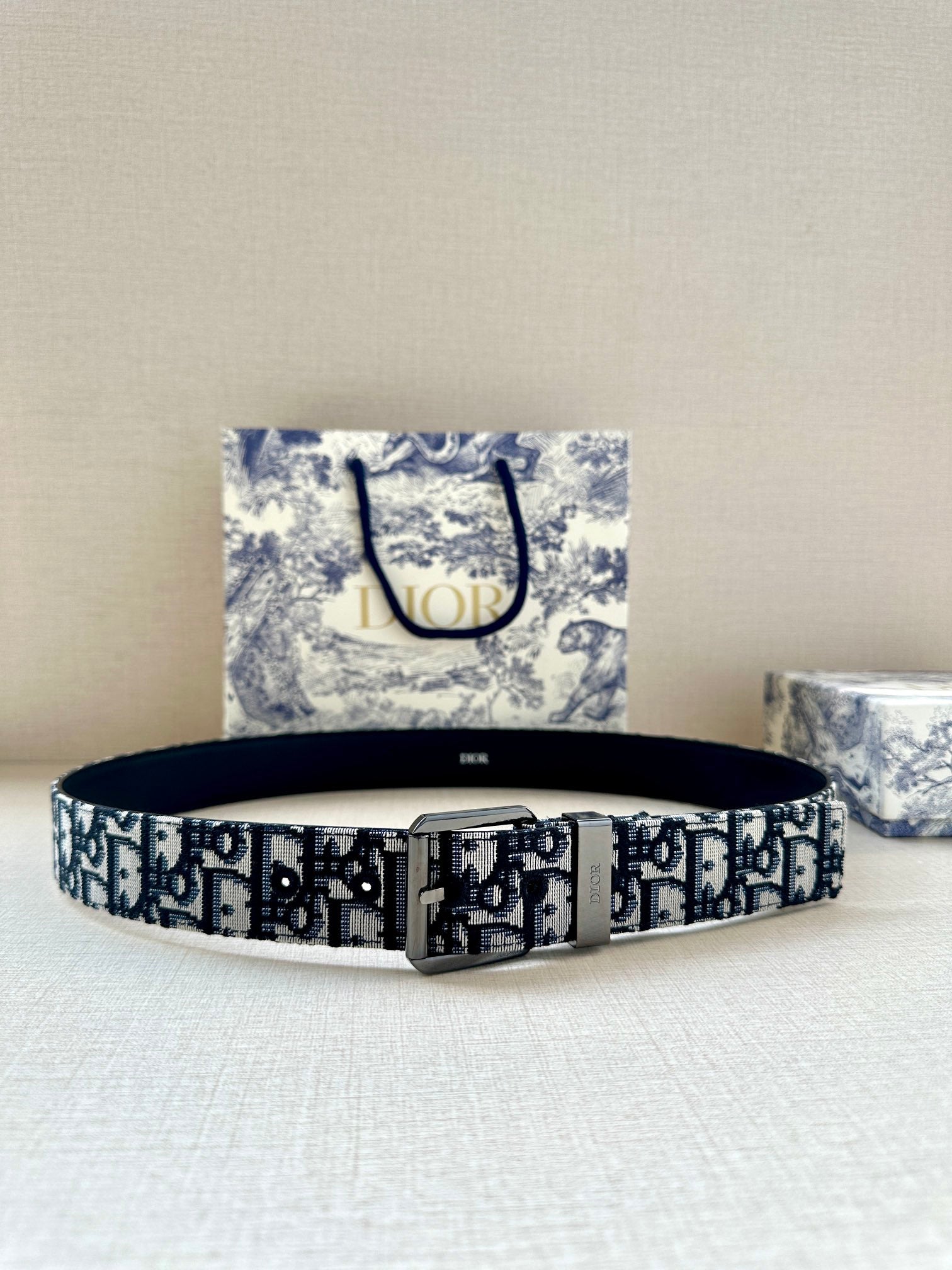 P1Q115D26 Popular High quality belt With full package