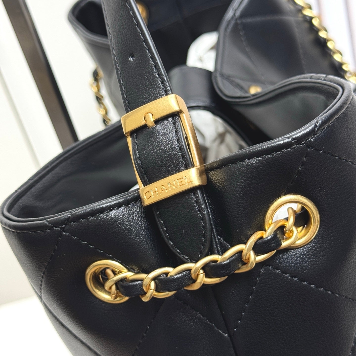 B1P46C18 Popular leather bag