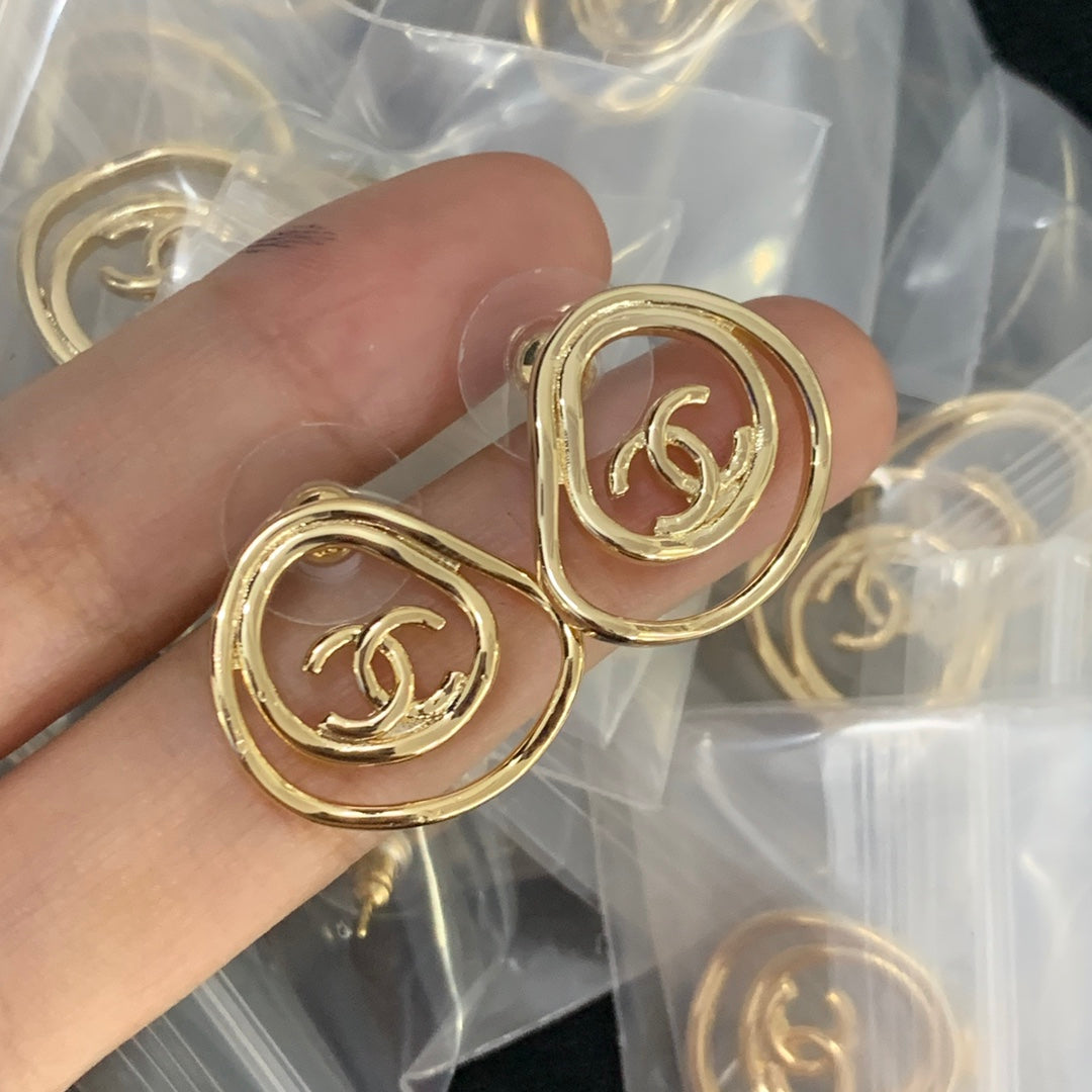 X1Z94C1000E Popular Earrings