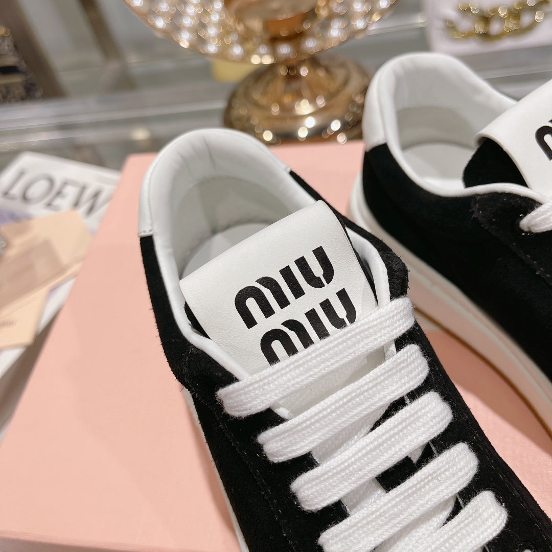 Z1P54A117 Popular shoes