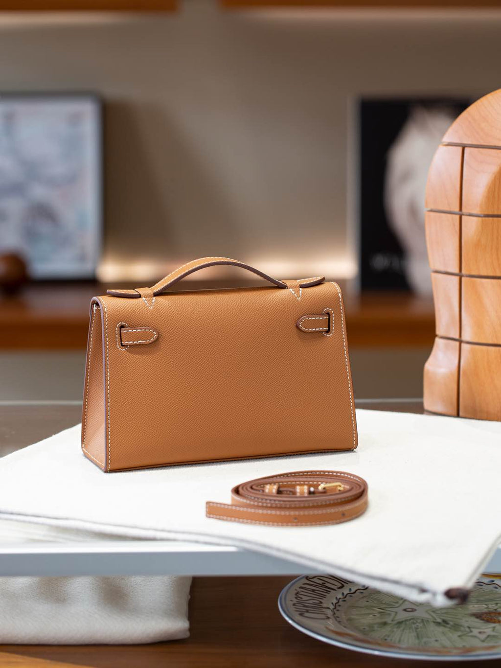 B1R66A6 Popular leather bag