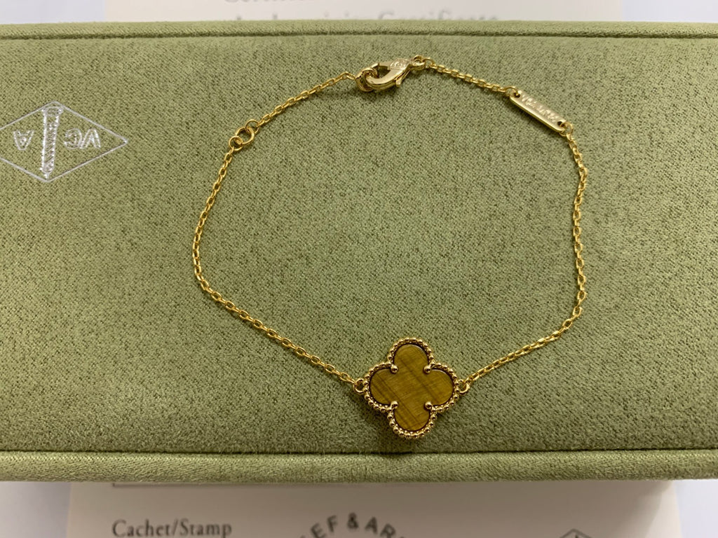 X5X63VA187K  Popular  1 flower bracelet
