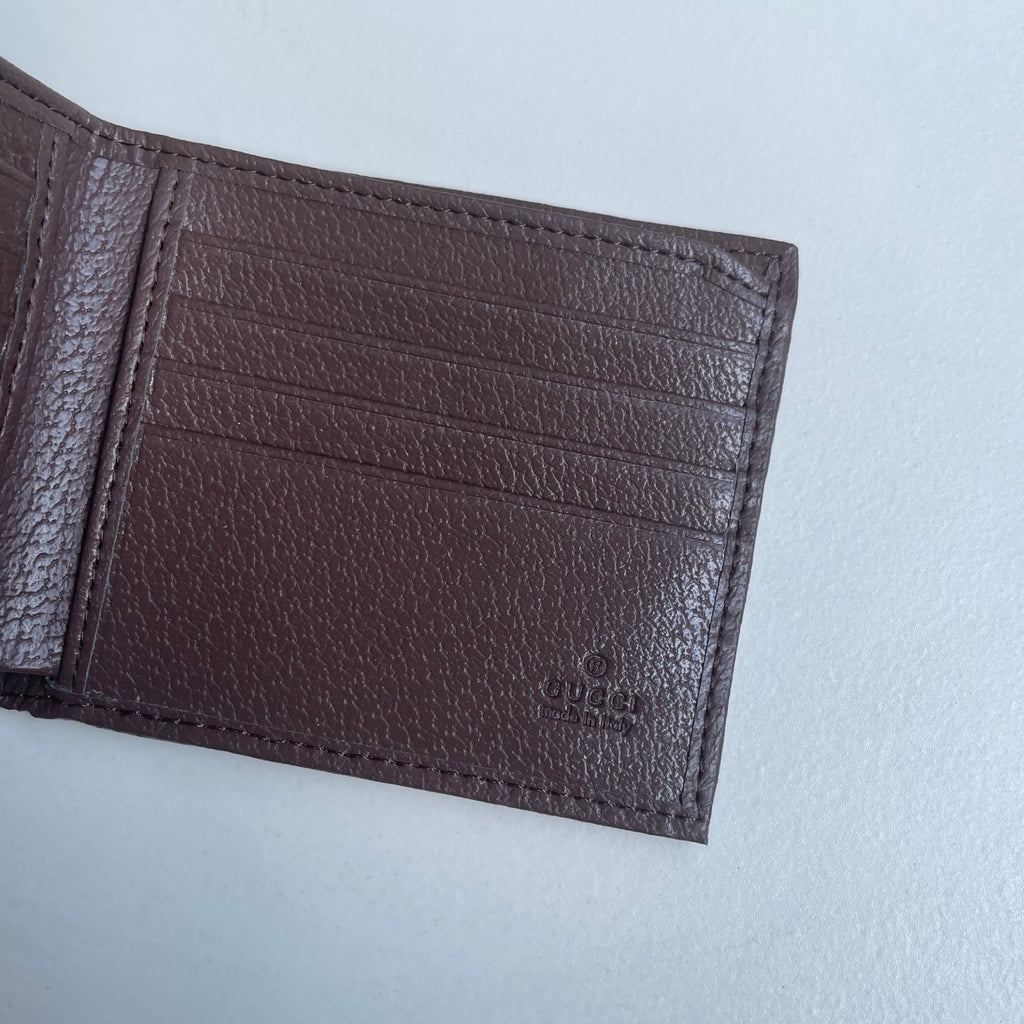 B1X46B7 Popular leather wallets ( with full packaging )