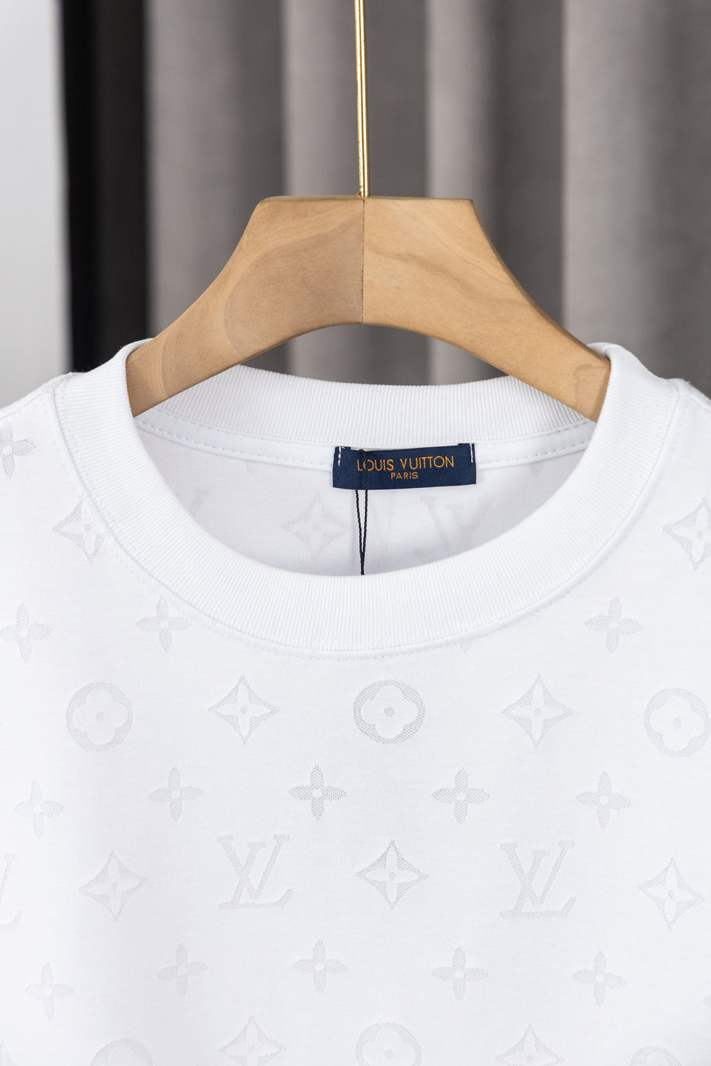 U1P36E132 Popular T-shirts