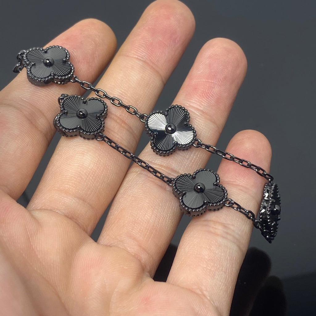 X5X94VA185K  Popular rings,earrings, bracelets,necklaces