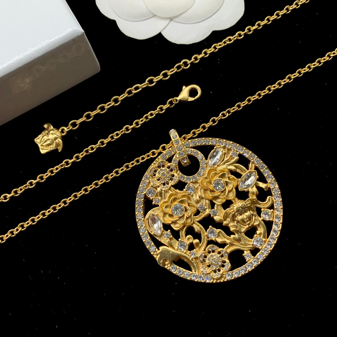 X1Q85V363X Popular Necklaces
