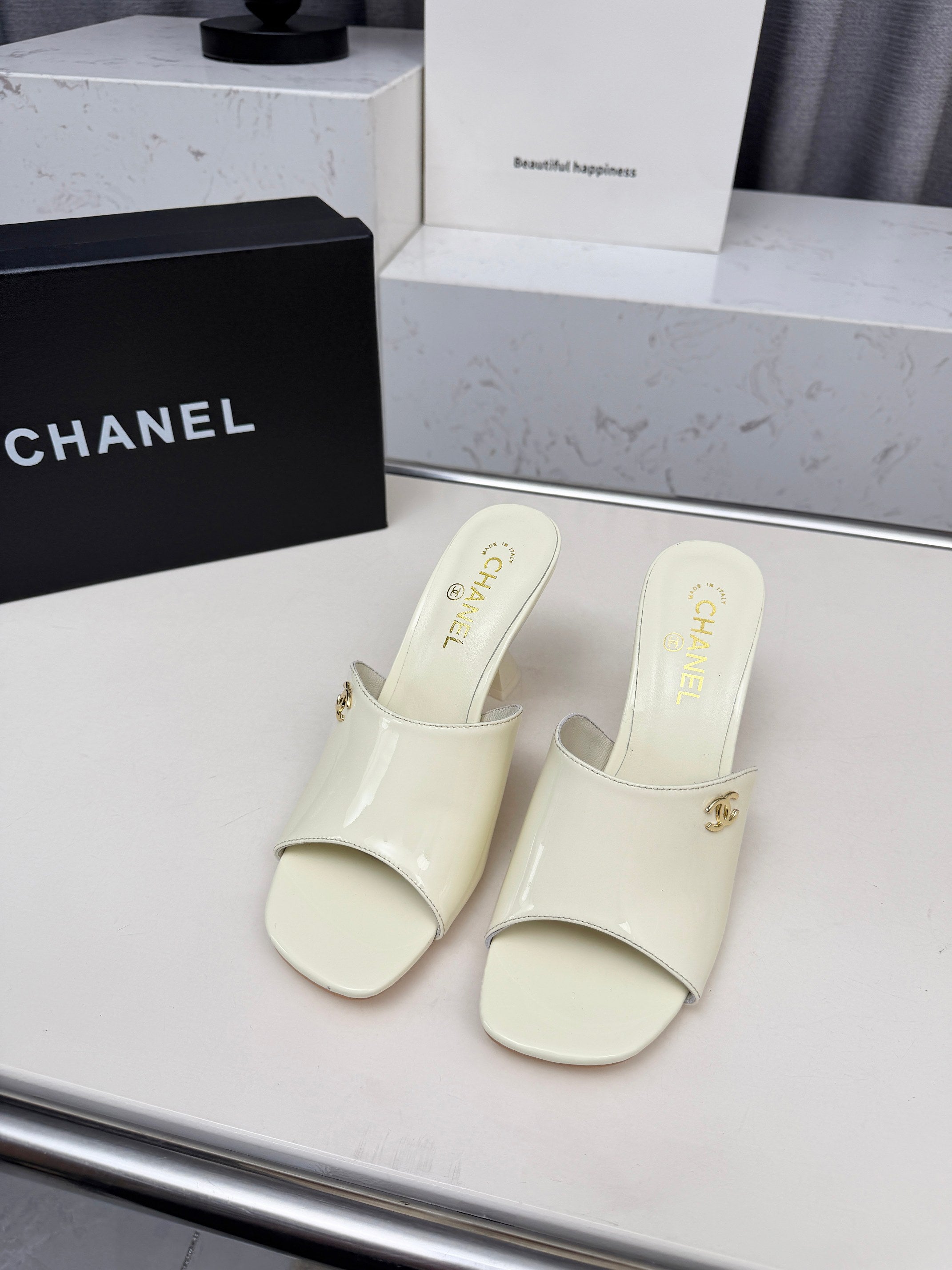 Z2X66C46 Popular leather High heels