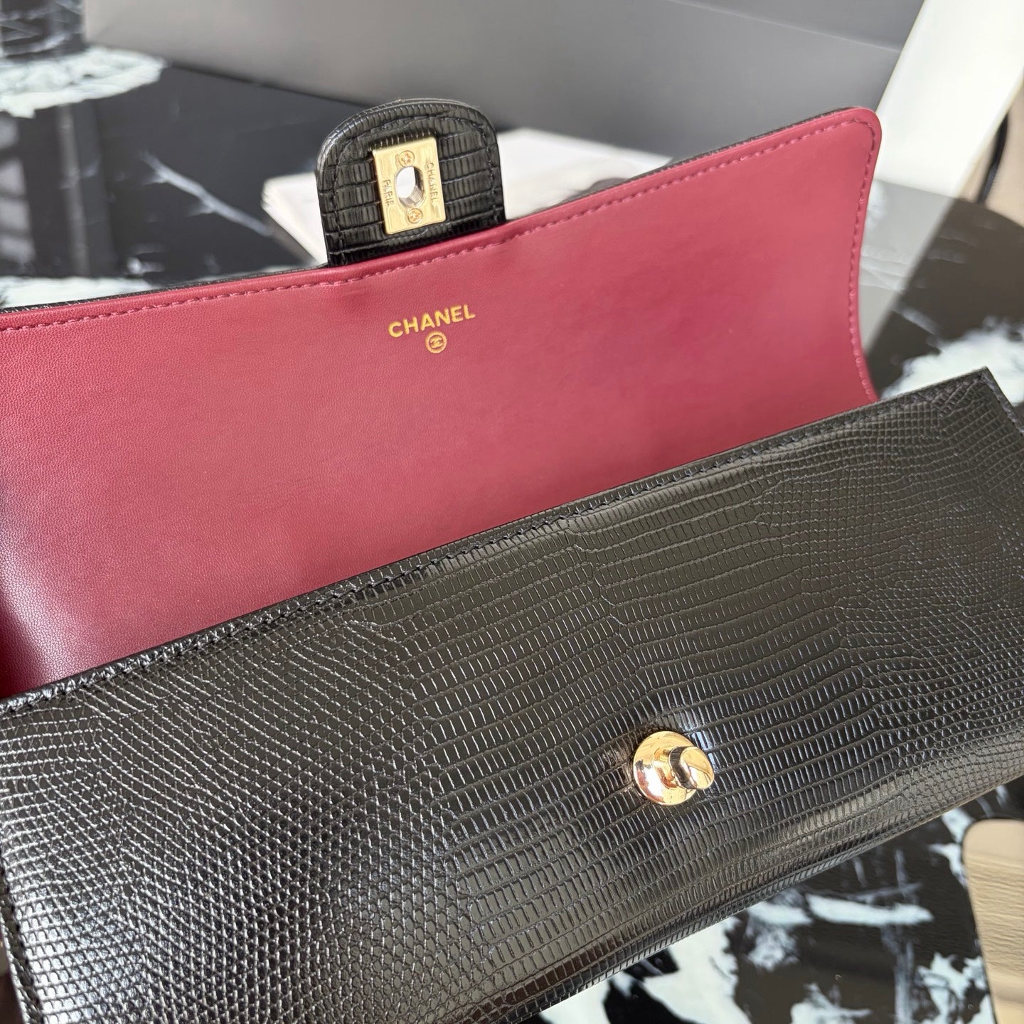 B1R76C30 Popular leather bag