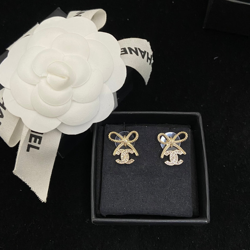 X1Z95C15E Popular Earrings