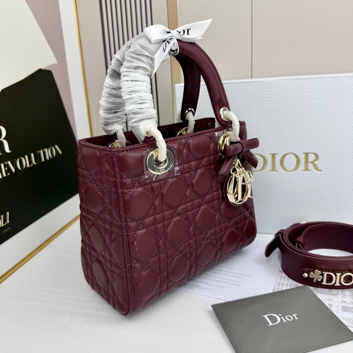 B1N36D23 Popular leather Purse bag