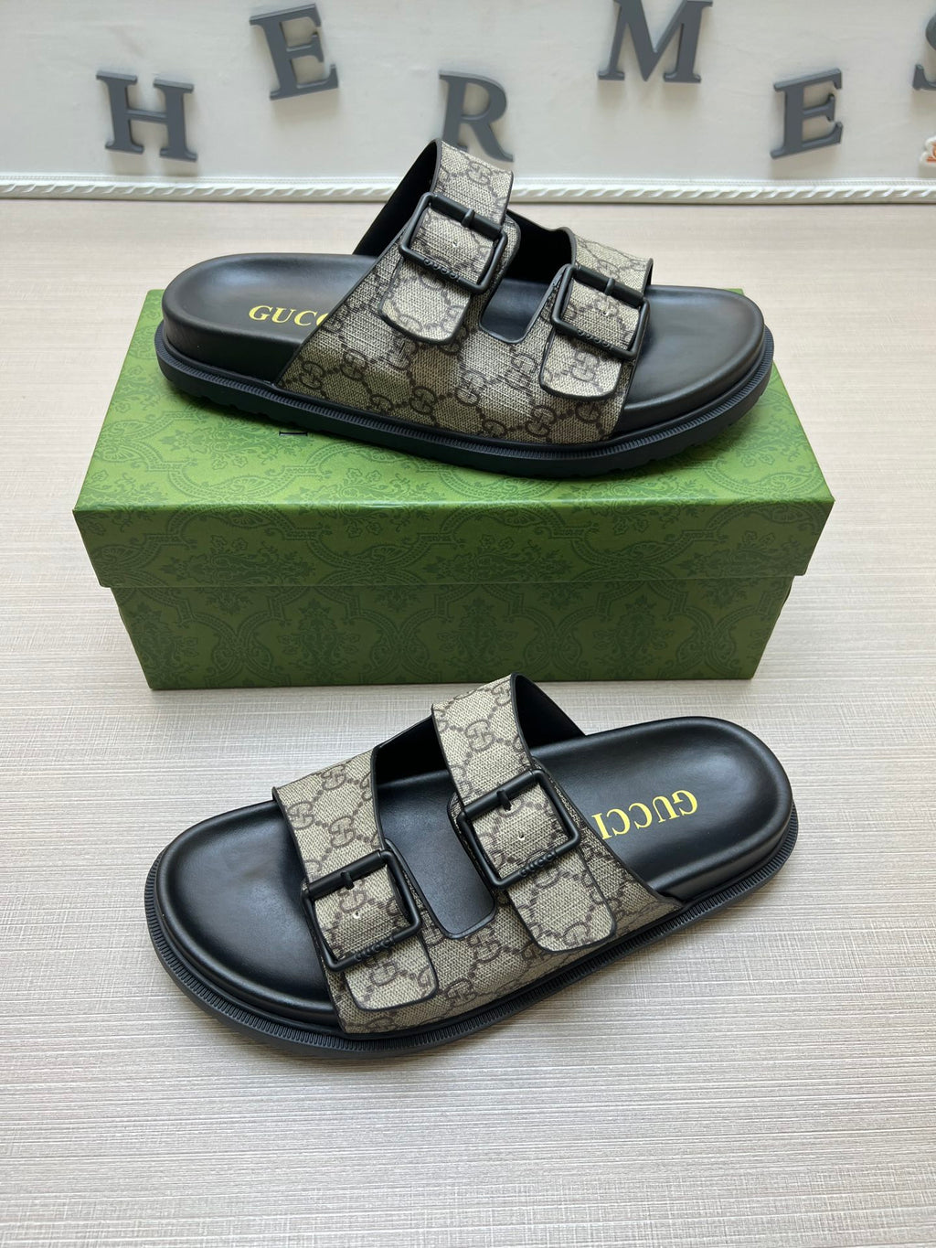 Z5ZB90 Popular slippers