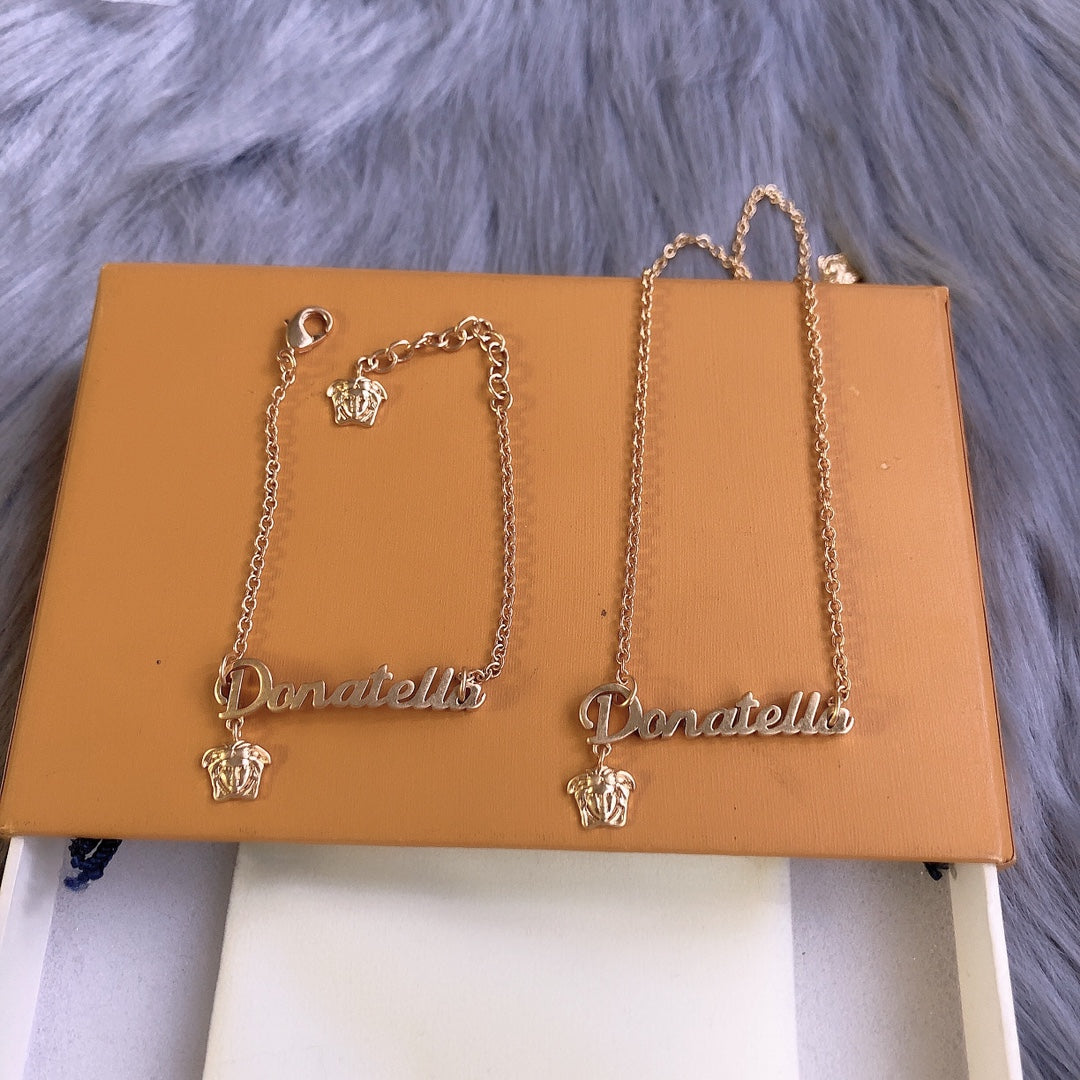 X1R75V102X Popular  Necklace . Bracelets
