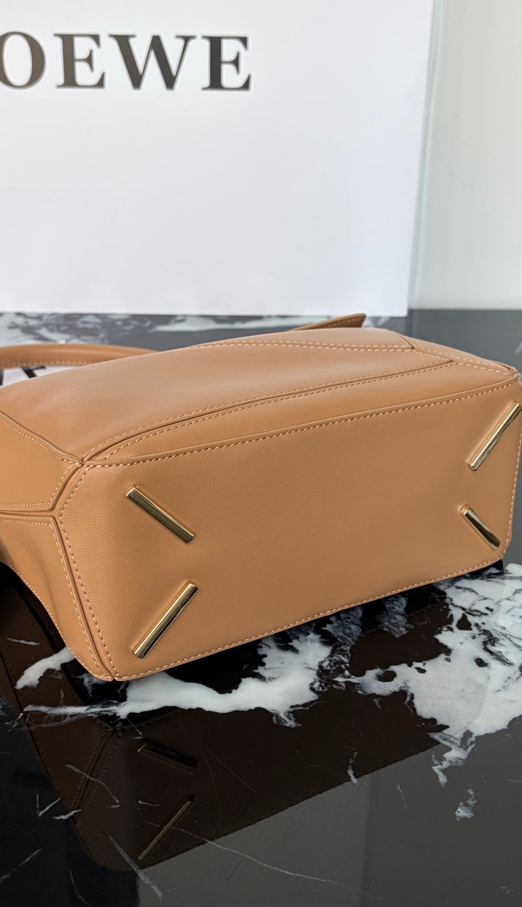 B1R66A16 Popular leather bag