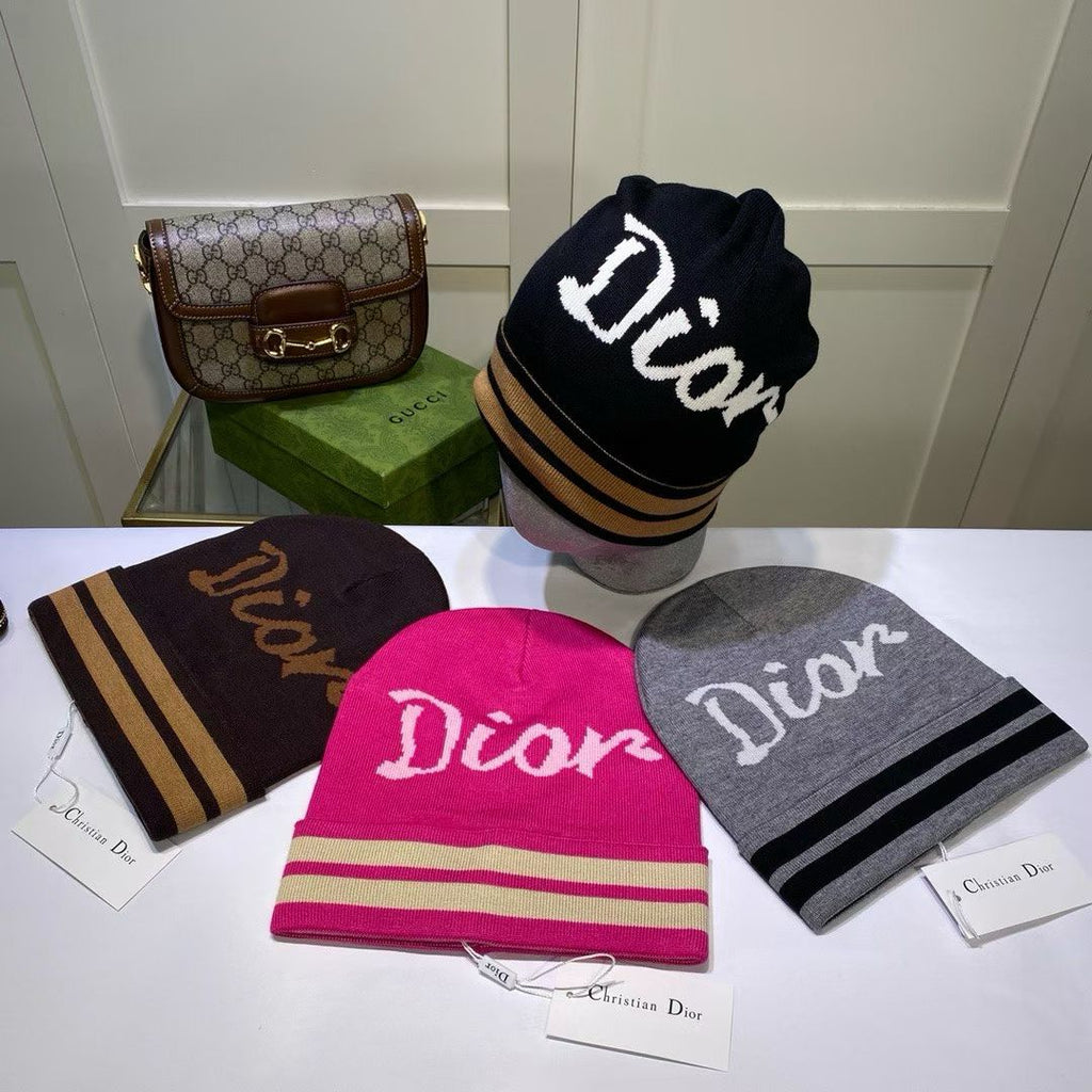M1R86D59 Popular hats