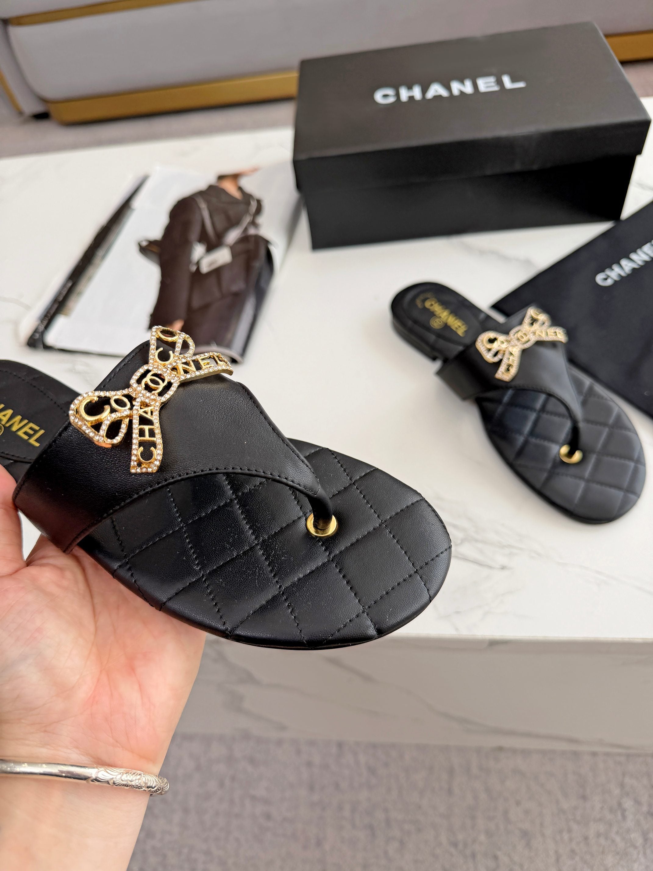 Z2R76C27 Popular high-quality leather shoes