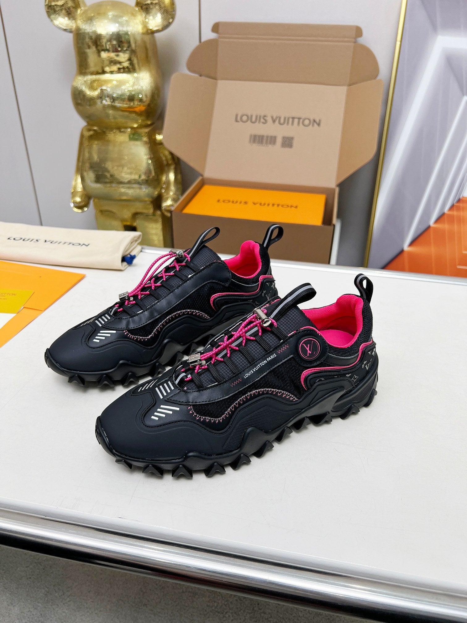 Z2Q105E286 Popular high-quality Shoes