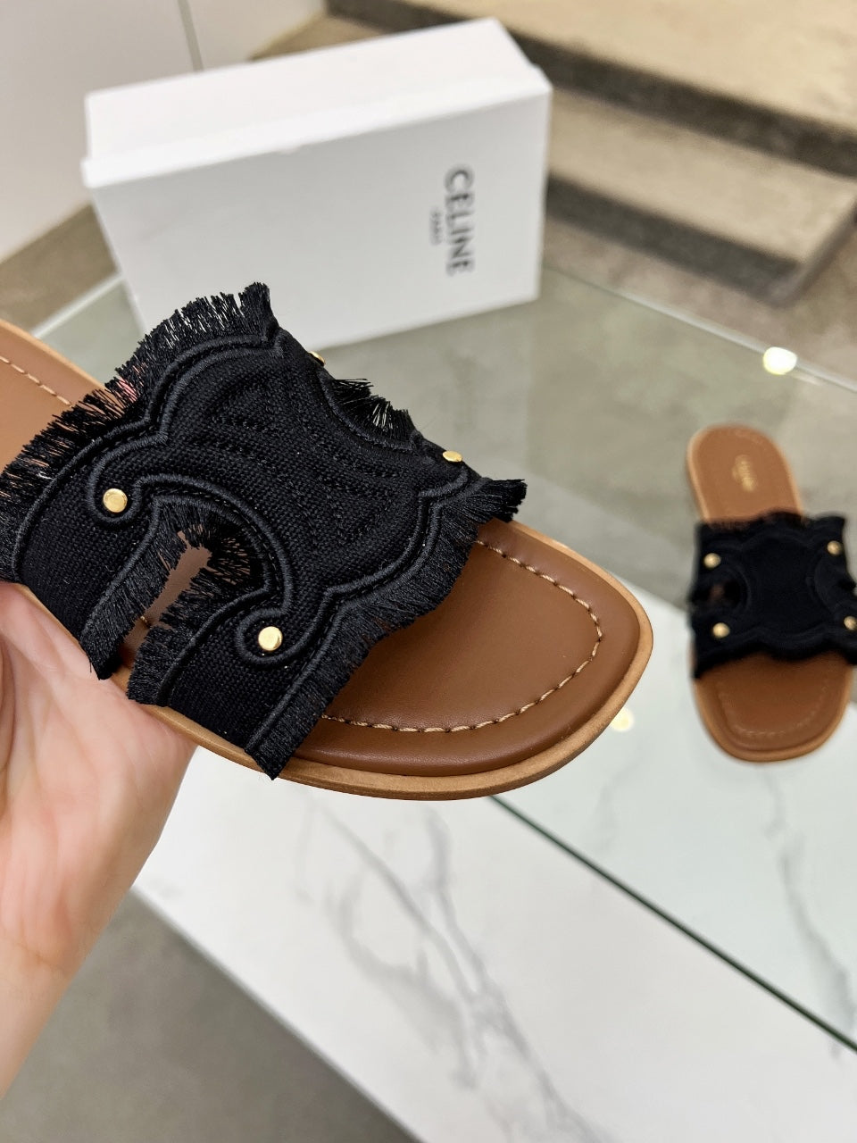 Z2Q55CL25 Popular  leather shoes