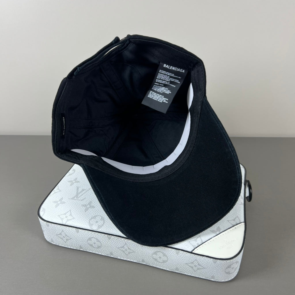 M1Z25J527 Popular hats