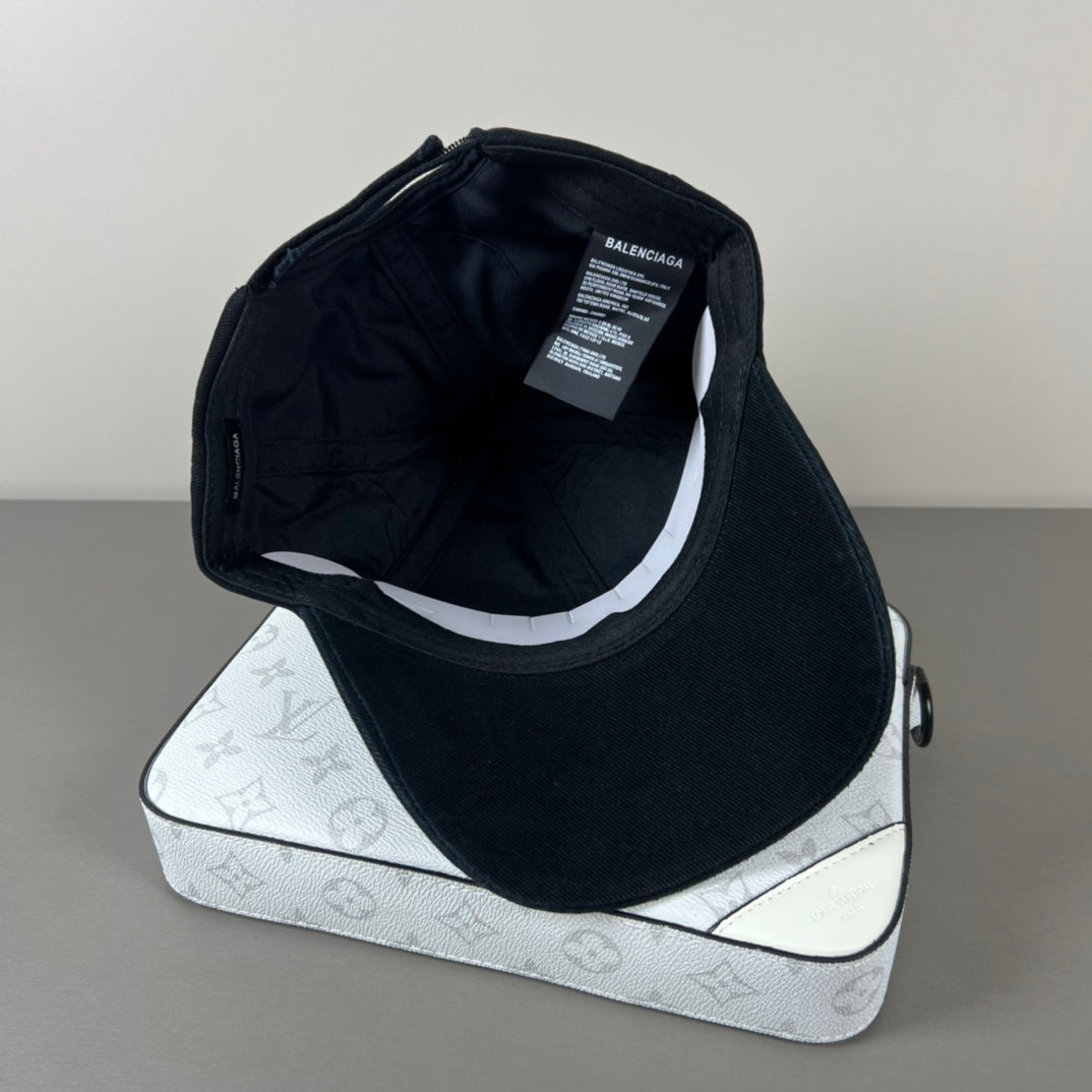M1Z25J527 Popular hats