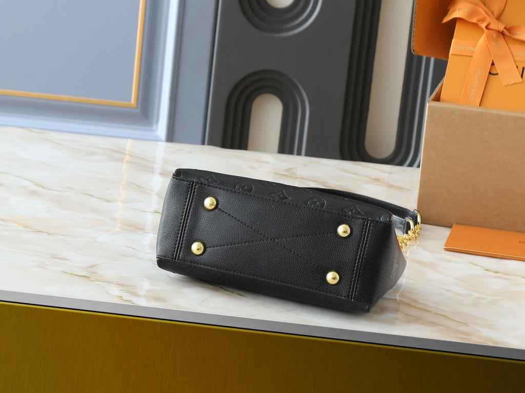 B1P36E75 Popular leather bag