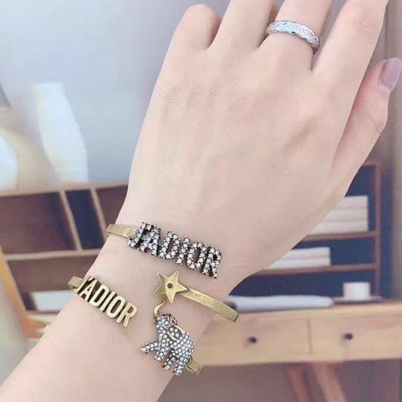 X1B12D505K  Popular Bracelets