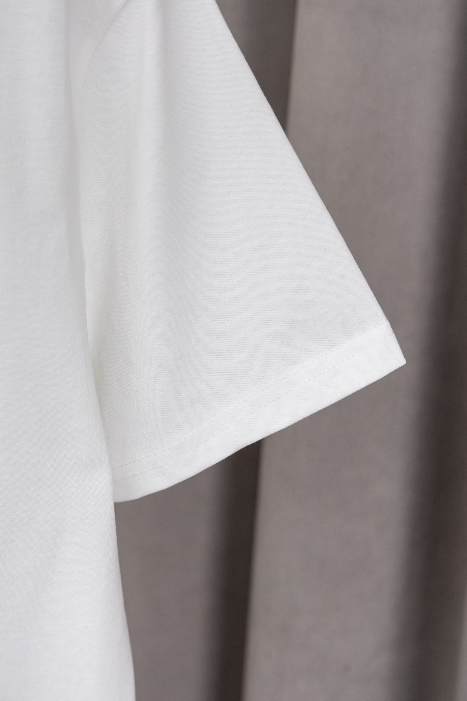 U1W25A12  Popular T-shirts