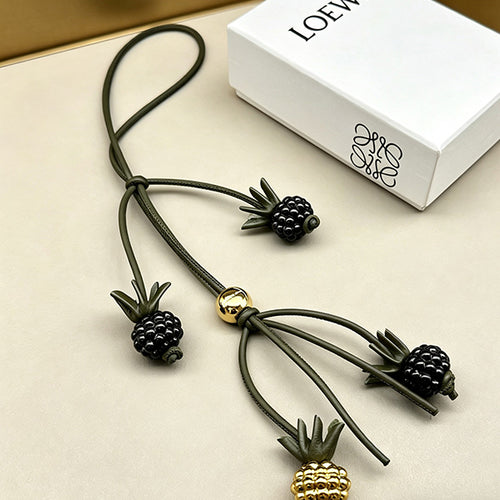 A1R76A06 Popular bag 's charms accessories