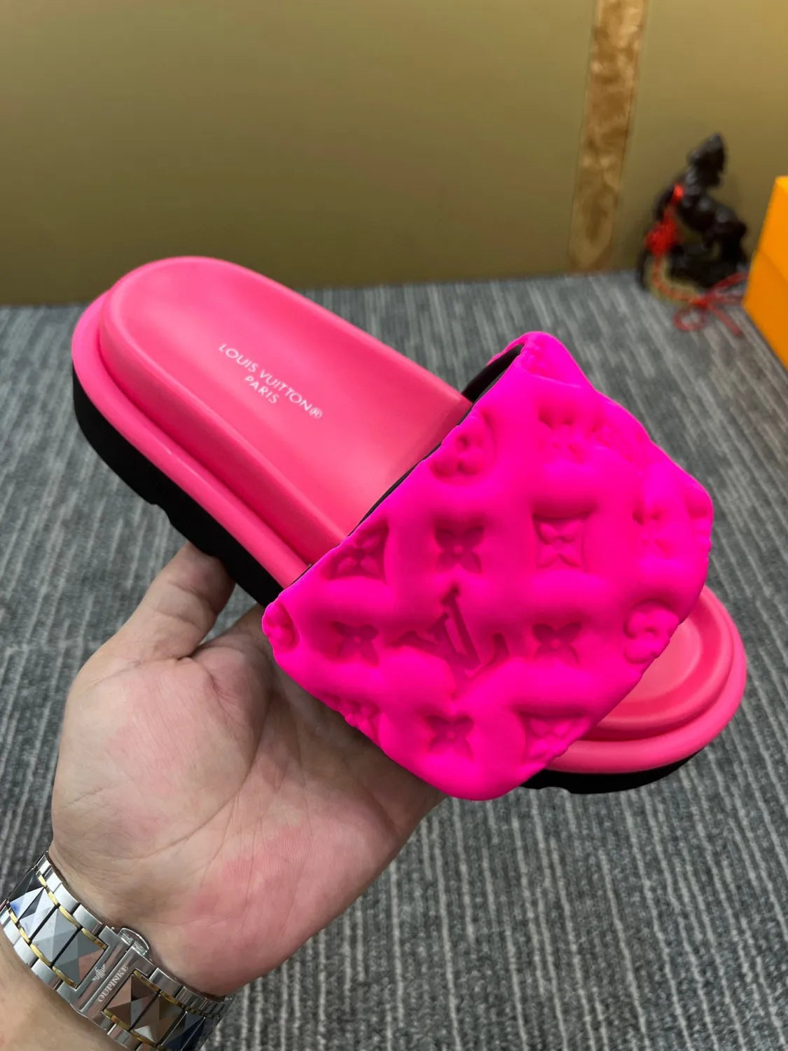 Z5YE116 Popular Slippers