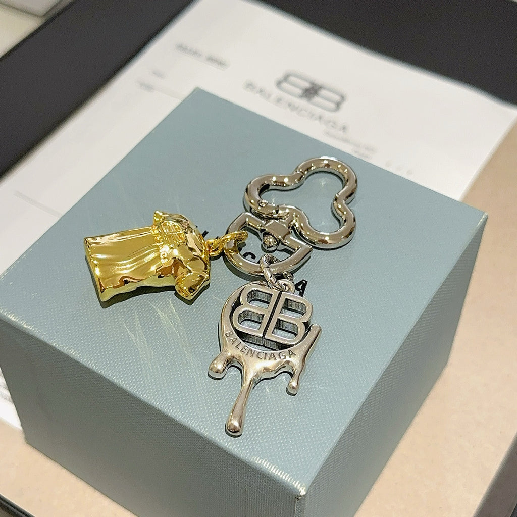 A1Z105J74   Popular bag 's charms accessories
