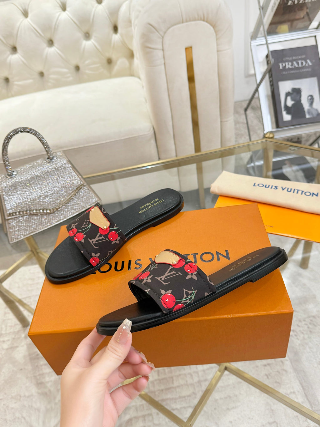 Z2N75E31  Popular leather shoes 