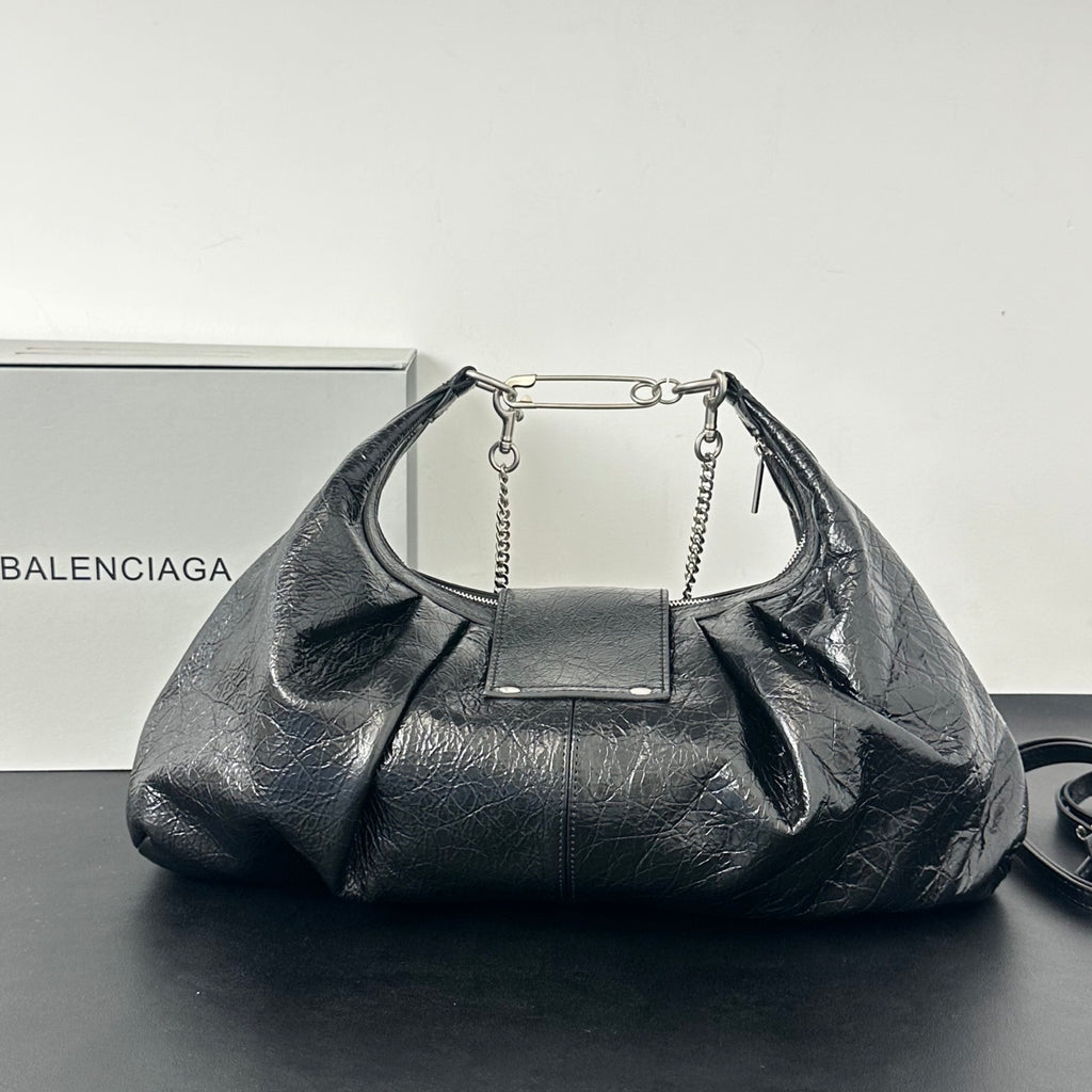 B1P36J120 Popular leather bag