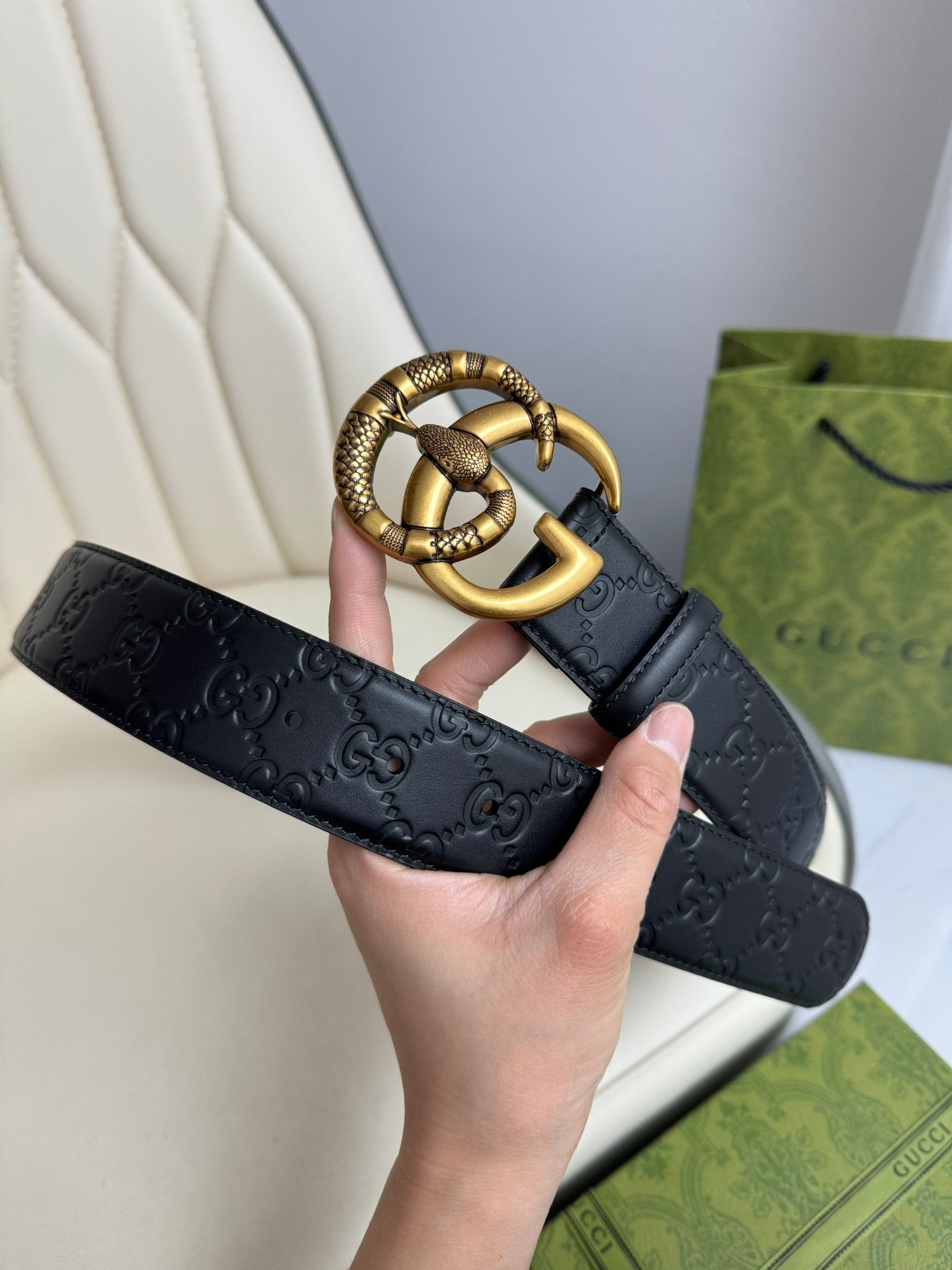 P1R55B240 Popular  High quality belt With full package