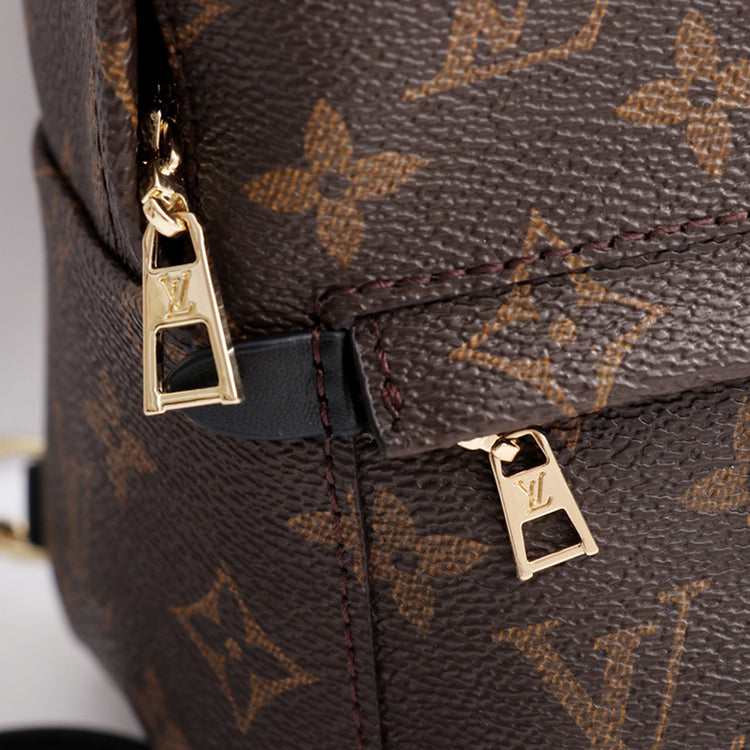 B1P11E010 Popular  leather backpacks