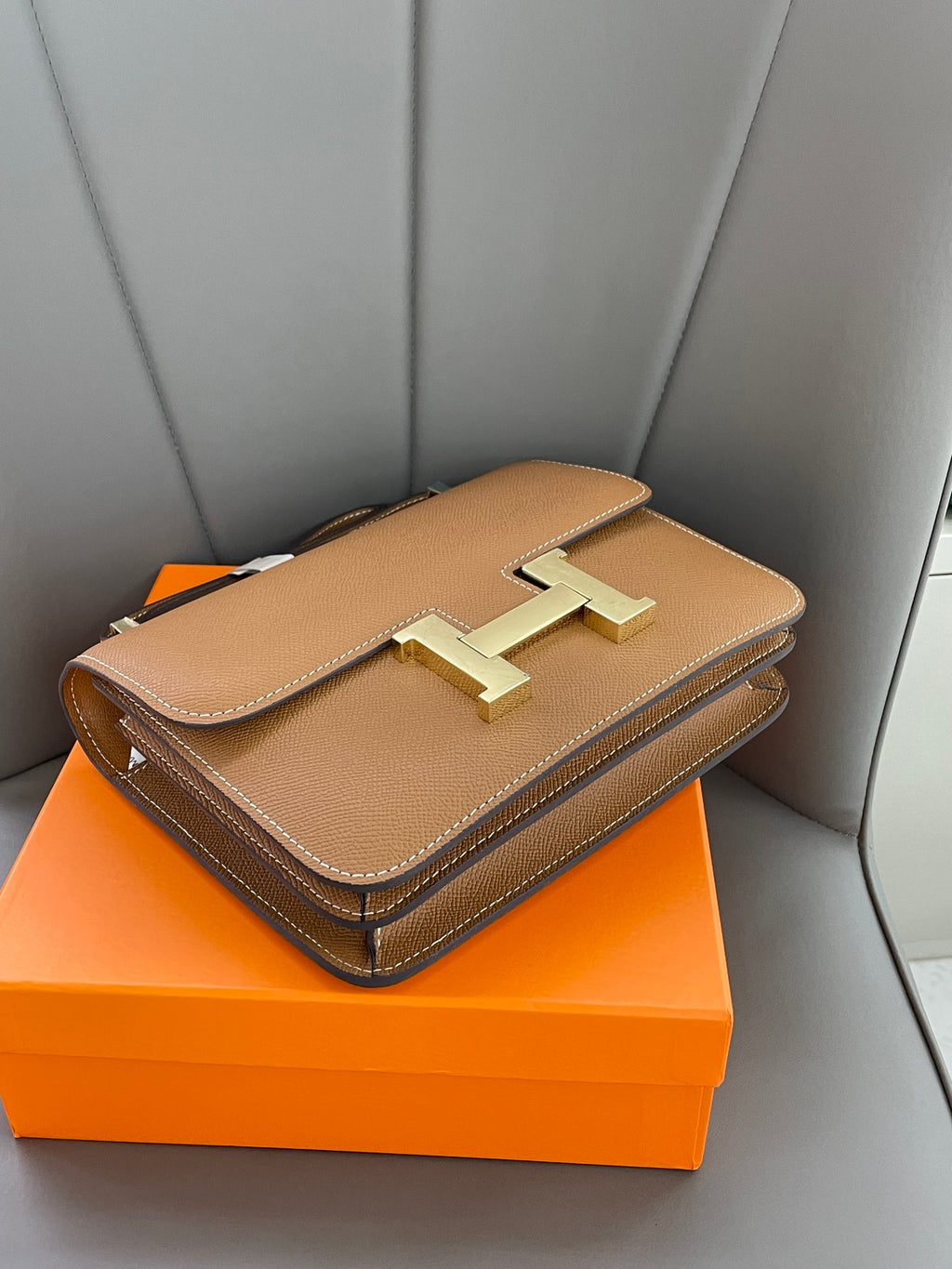 B1N55H65 Popular  leather bag
