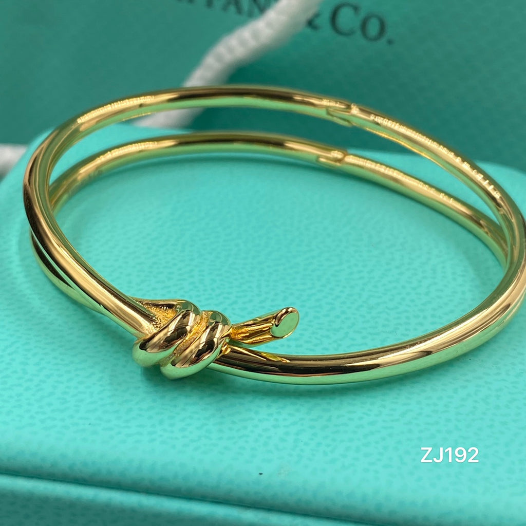 X1Z564T581K  Popular Bracelets