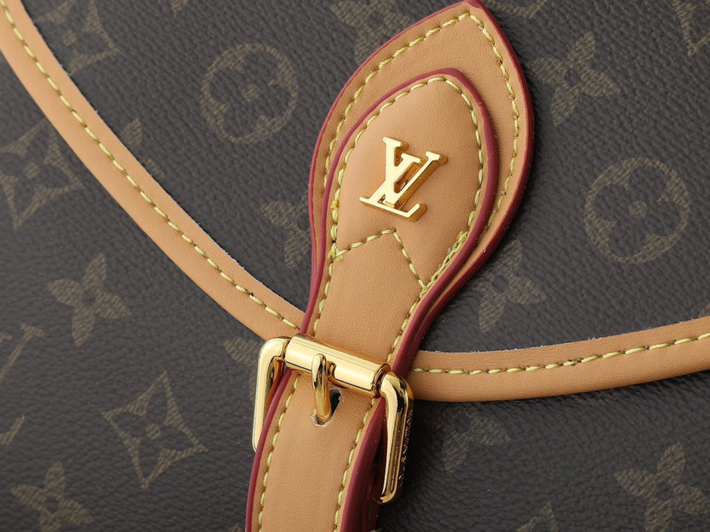 B1P36E76 Popular leather bag
