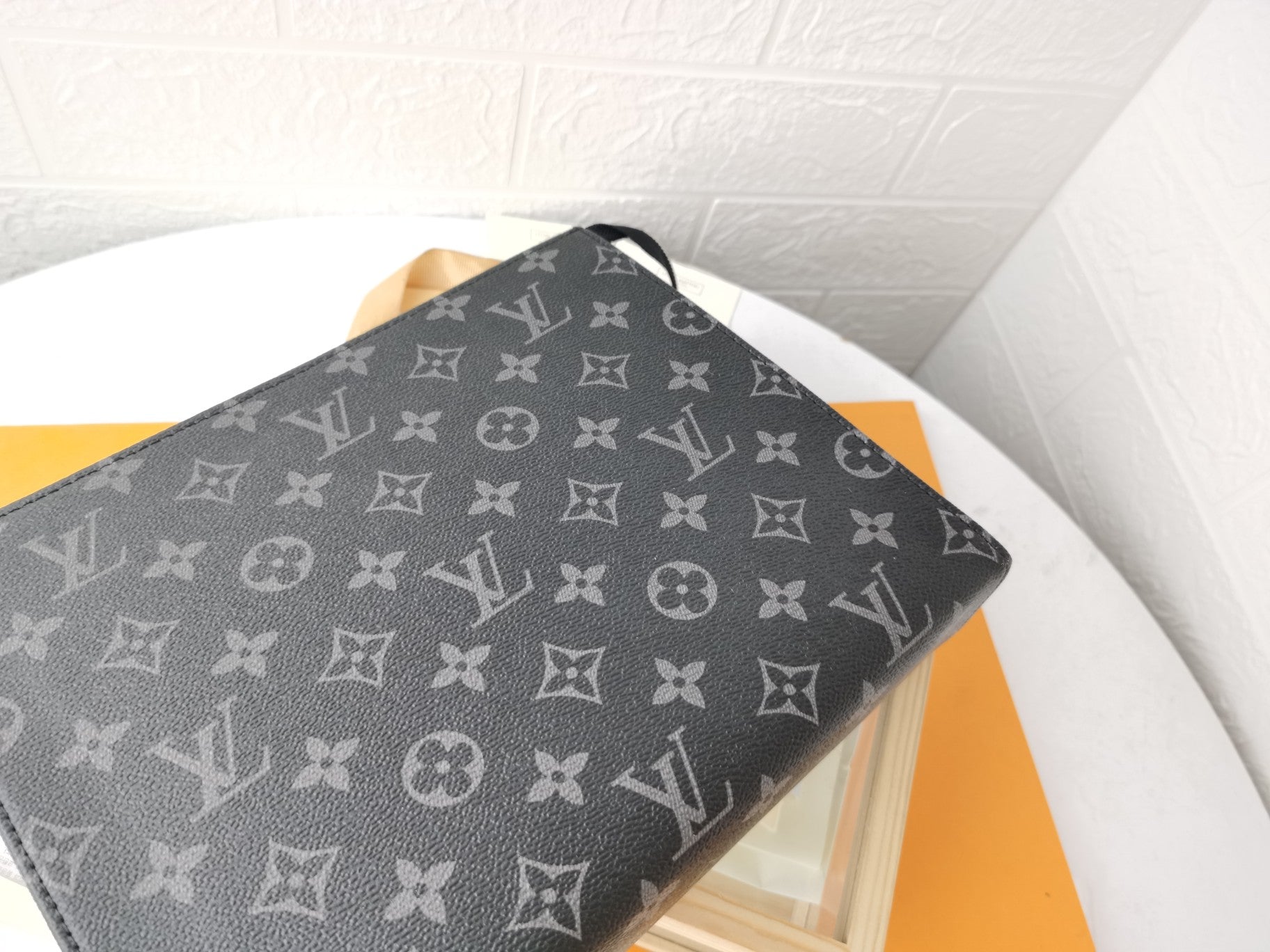 B1X44E392 Popular  leather bag